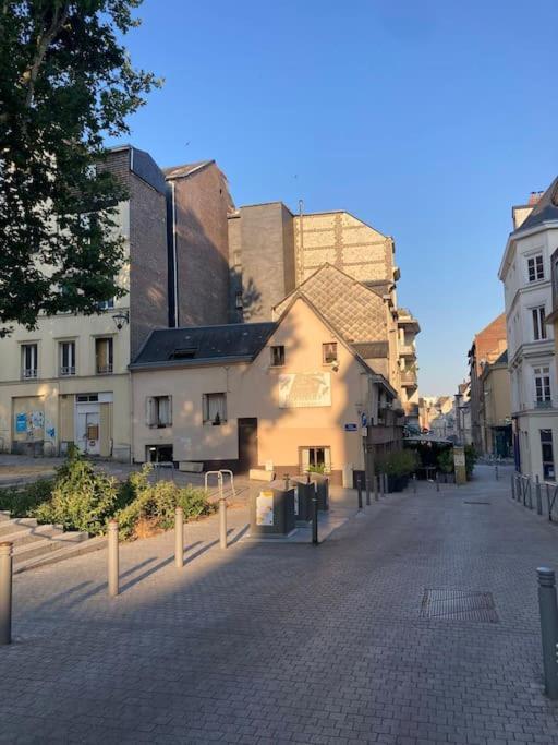 Duplex Hypercentre Avec Parking Apartment Rouen Exterior photo