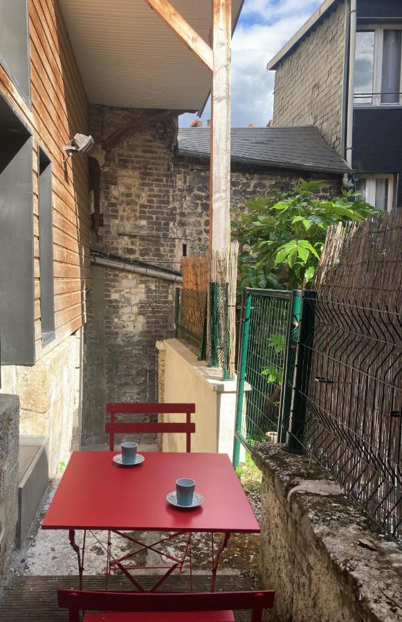 Duplex Hypercentre Avec Parking Apartment Rouen Exterior photo